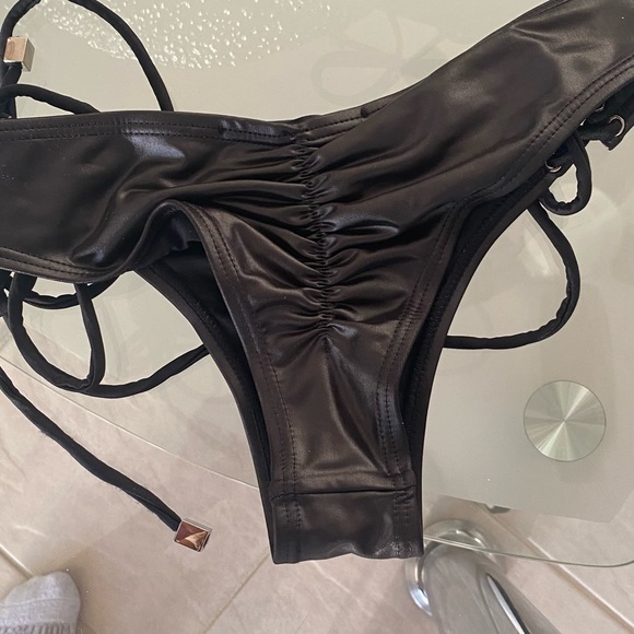 OMG swimwear Miami black xs bikini - Picture 2 of 3